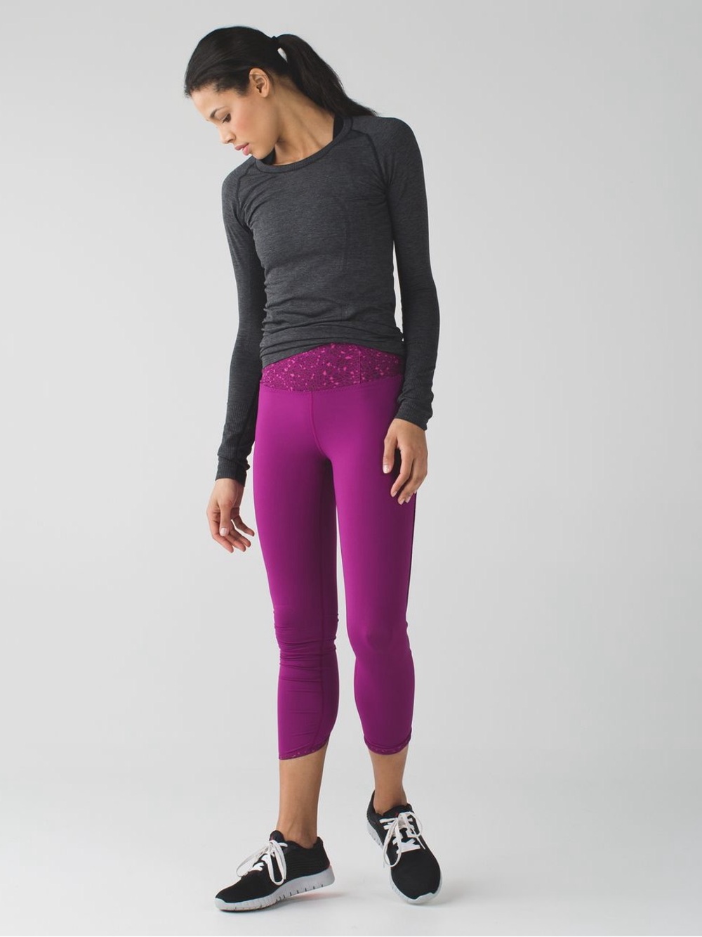 🌟 Lululemon Real‎ Quick Tight Regal Plum Paradise Geo Multi Leggings Size 8